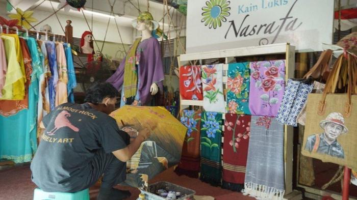 Nasrafa: Produsen Kain Lukis Asal Solo yang Berhasil Menembus Pasar Prancis hingga Ekspor Jepang