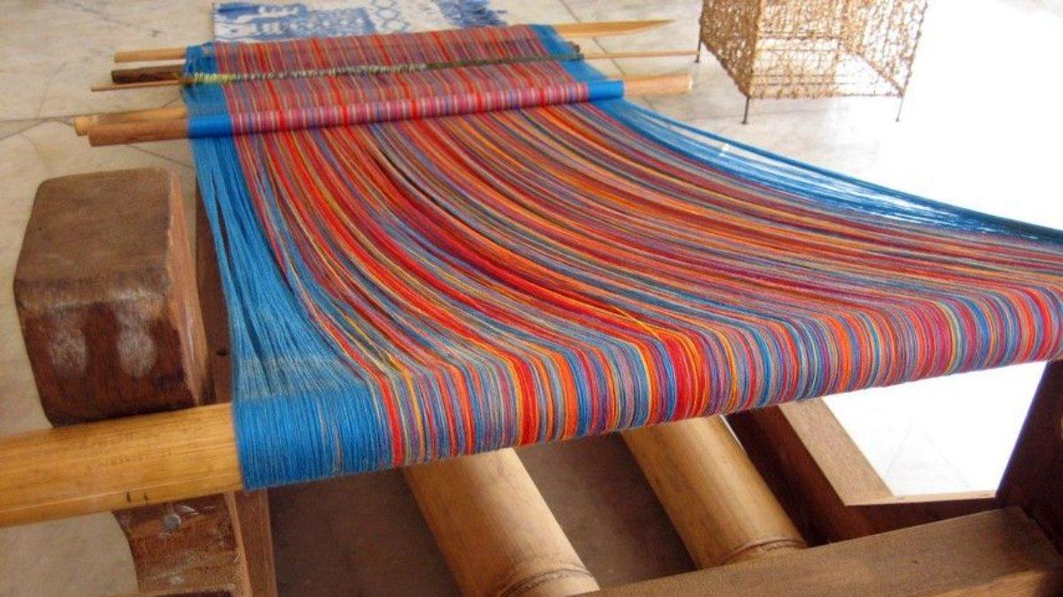 Intip Yuk, Kerajinan Tangan Kain Tenun Khas Suku Toraja yang Punya Motif Beragam