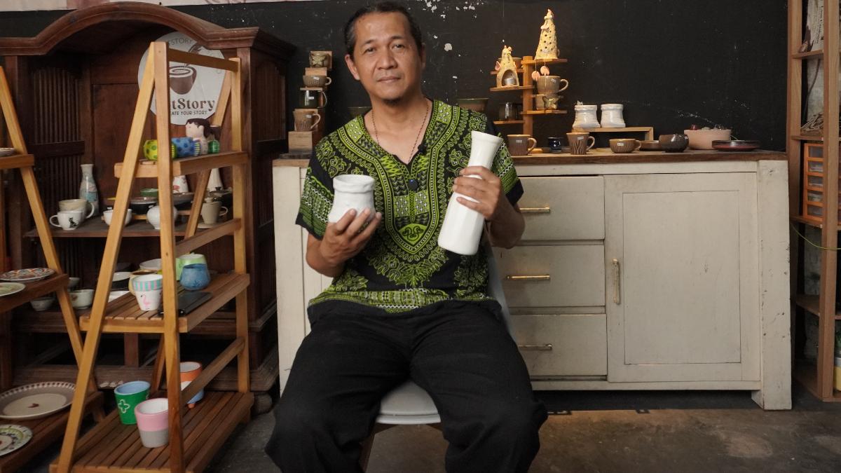 Potstory Berikan Experience Baru untuk Tempat Stress Release Melalui Pembuatan Keramik
